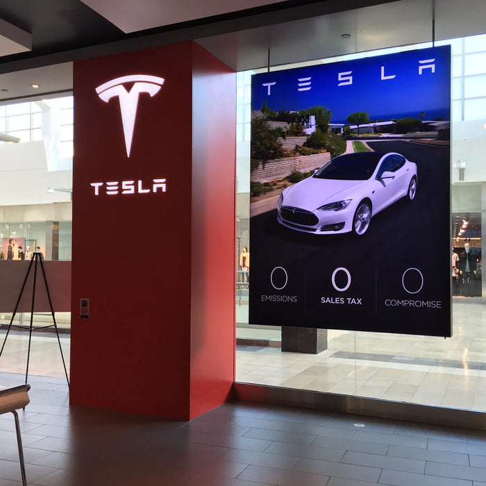 Why Illuminated SEG Walls Are the Ultimate Display Solution for Expos, Events & Corporate Spaces