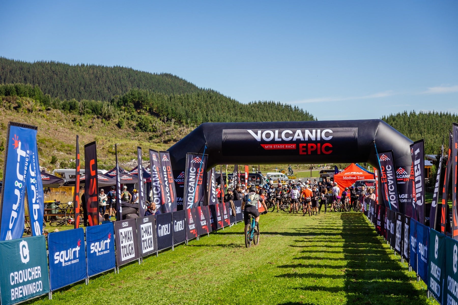 Why a Custom Branded Inflatable Arch Works Wonders for Your Brand